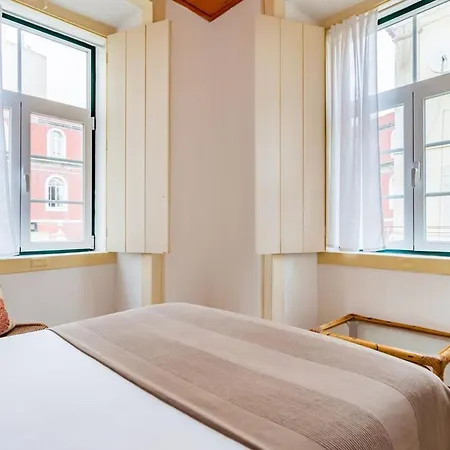 1br - Downtown Chiado Apartman