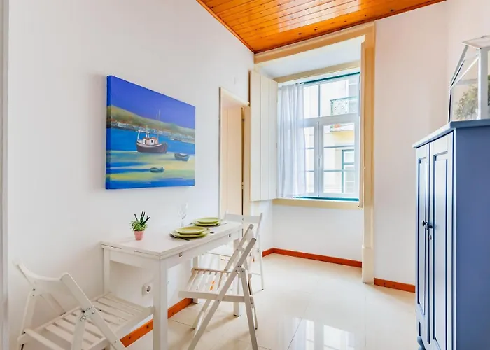 1br - Downtown Chiado