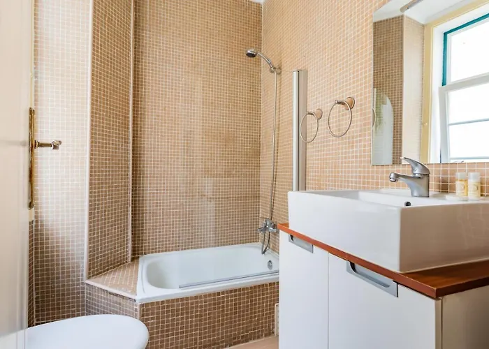 1br - Downtown Chiado Lissabon