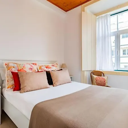 Chiado 1br Flat - Lisbon's Downtown Lejlighed Lisboa
